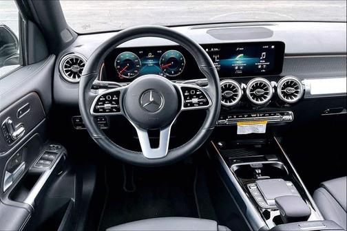 2022 Mercedes-Benz GLB 250 Base