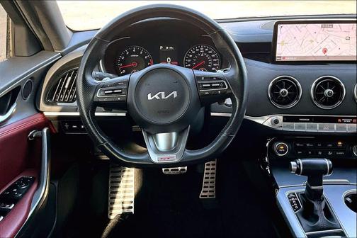 2022 Kia Stinger GT1