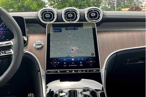 2025 Mercedes-Benz GLC 300 Base