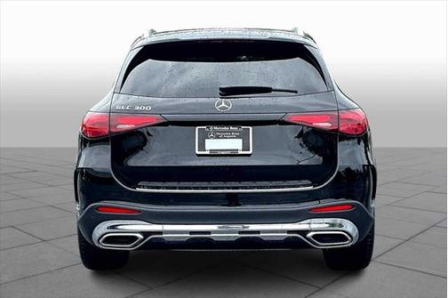 2025 Mercedes-Benz GLC 300 Base