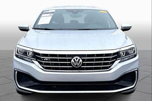 2021 Volkswagen Passat 2.0T R-Line