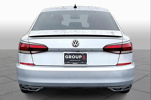 2021 Volkswagen Passat 2.0T R-Line