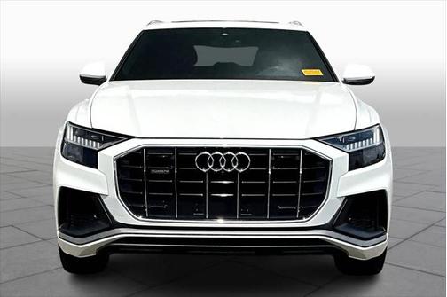 2022 Audi Q8 55 Premium Plus