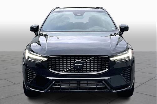 2024 Volvo XC60 Recharge Plug-In Hybrid T8 Ultimate Black Edition