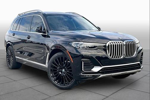 Black Sapphire Metallic 2022 BMW X7 xDrive40i