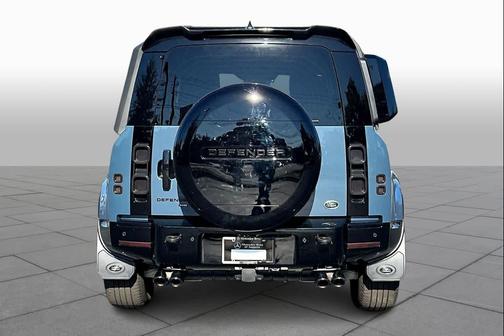 2023 Land Rover Defender 110 X-Dynamic SE