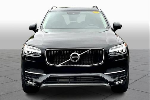 2019 Volvo XC90 T5 Momentum