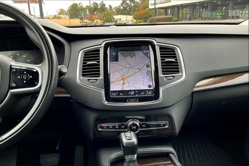 2019 Volvo XC90 T5 Momentum