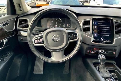 2019 Volvo XC90 T5 Momentum