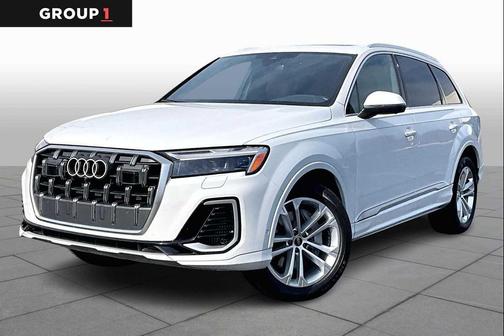 2025 Audi Q7 55 Premium Plus