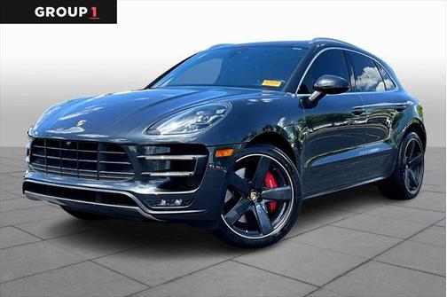 2018 Porsche Macan Turbo w/Performance Package