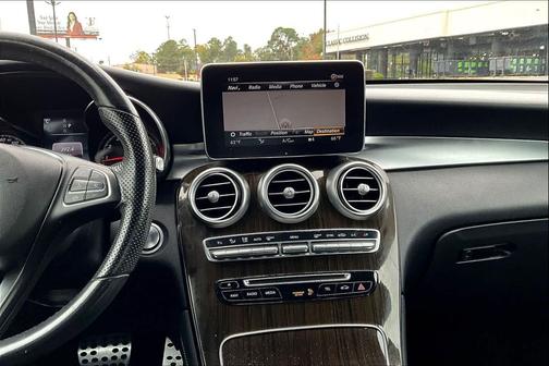 2019 Mercedes-Benz GLC 300 Base