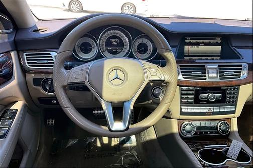 Diamond White 2014 Mercedes-Benz CLS-Class 4MATIC