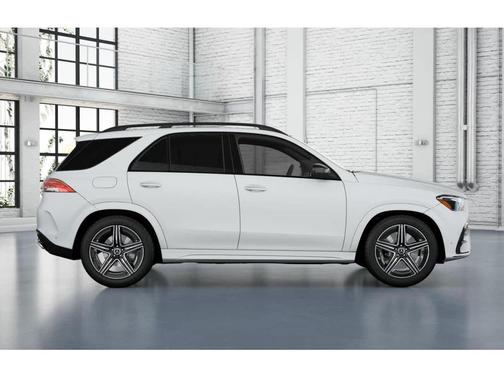 MANUFAKTUR Moonlight White Magno 2026 Mercedes-Benz GLE 450 4MATIC