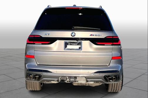 2025 BMW X7 M60i