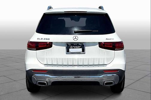 2025 Mercedes-Benz GLA 250 4MATIC