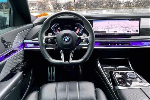 2023 BMW 740 i