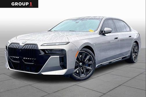 2023 BMW 740 i