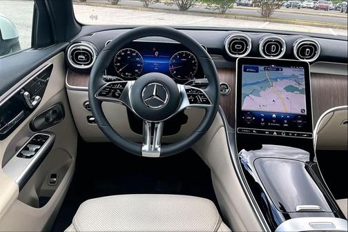Polar White 2026 Mercedes-Benz GLC 300 4MATIC
