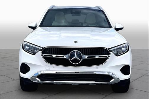 Polar White 2026 Mercedes-Benz GLC 300 4MATIC
