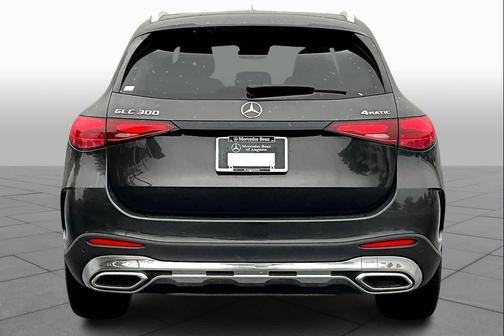 2025 Mercedes-Benz GLC 300 4MATIC