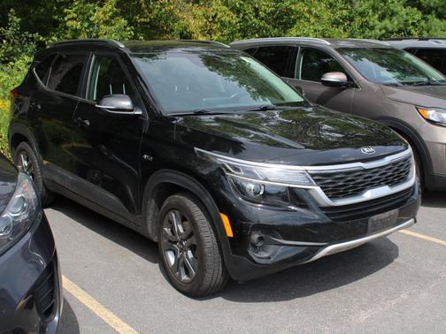 2021 Kia Seltos S