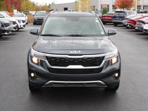 2022 Kia Seltos EX