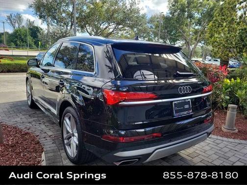 2025 Audi Q7 Premium Plus 55 TFSI quattro Tiptronic