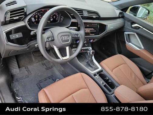 2025 Audi Q3 Premium 45 TFSI S line quattro Tiptronic