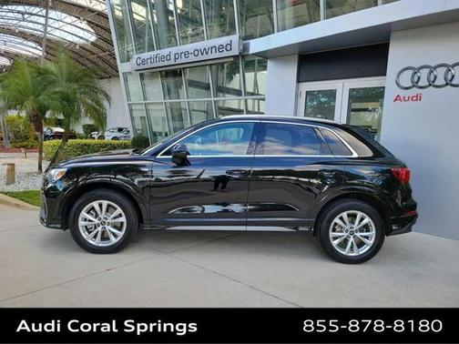 2025 Audi Q3 Premium 45 TFSI S line quattro Tiptronic