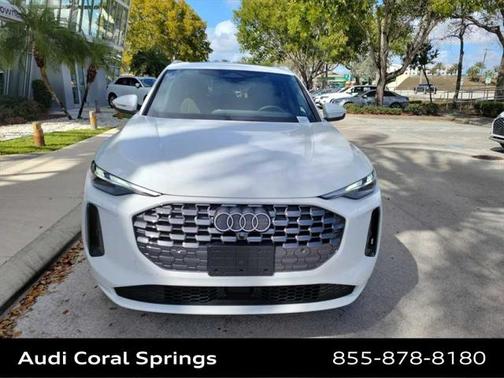 2025 Audi Q5 Premium TFSI quattro S tronic