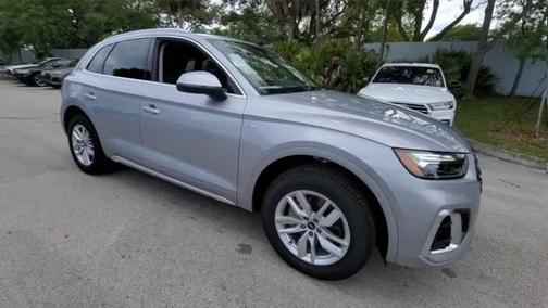 2023 Audi Q5 Premium 45 TFSI S line quattro