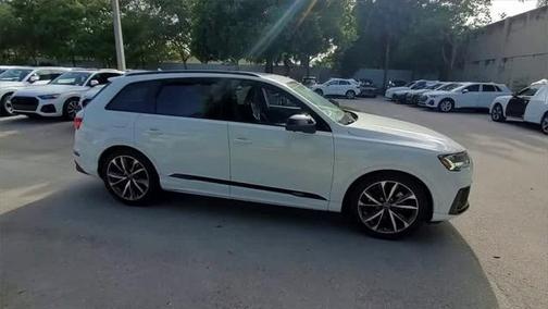 2023 Audi SQ7 Premium Plus TFSI quattro Tiptronic