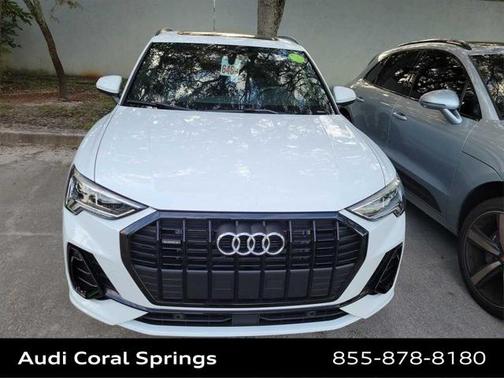 2025 Audi Q3 Premium 45 TFSI S line quattro Tiptronic