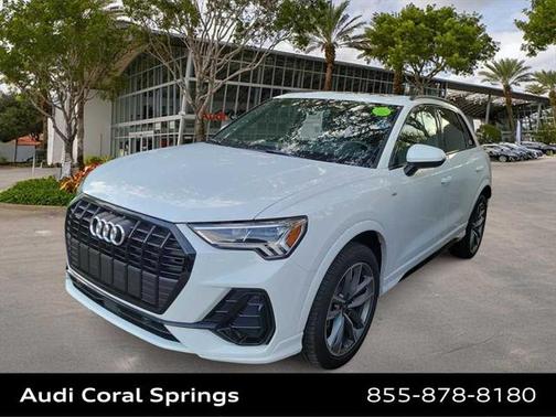 2025 Audi Q3 Premium 45 TFSI S line quattro Tiptronic