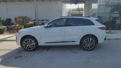 White 2026 Audi Q5 PLUS
