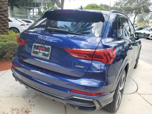 2022 Audi Q3 Premium Plus 45 TFSI S line quattro Tiptronic