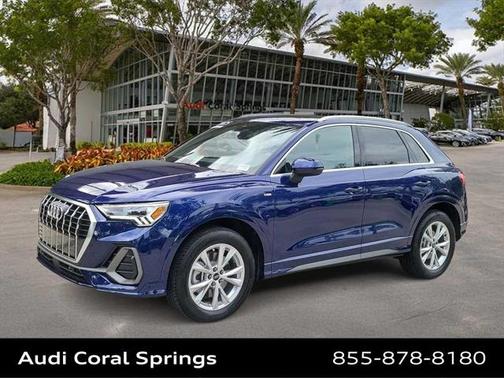 2025 Audi Q3 Premium 45 TFSI S line quattro Tiptronic