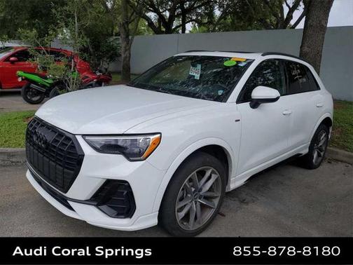 2022 Audi Q3 Premium 45 TFSI S line quattro Tiptronic