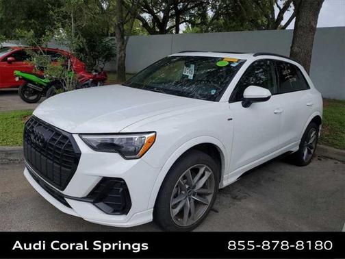 2022 Audi Q3 Premium 45 TFSI S line quattro Tiptronic