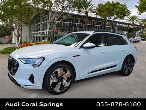 2022 Audi e-tron Premium Plus quattro