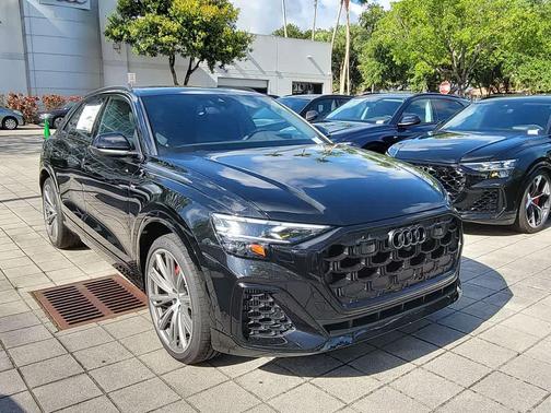 Black 2026 Audi Q8 Prestige