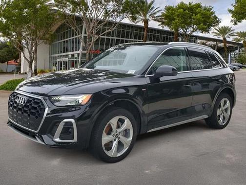 2022 Audi Q5 Prestige 45 TFSI S line quattro S tronic