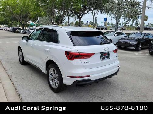 Arkona White 2025 Audi Q3 45 S line Premium