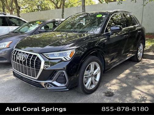 2022 Audi Q3 Premium Plus 45 TFSI S line quattro Tiptronic