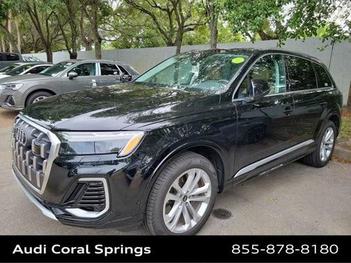 2025 Audi Q7 Premium 45 TFSI quattro Tiptronic