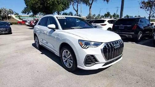 2023 Audi Q3 Premium 45 TFSI S line quattro Tiptronic