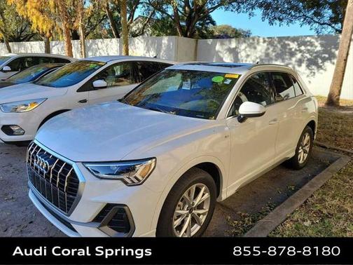 2023 Audi Q3 Premium 45 TFSI S line quattro Tiptronic