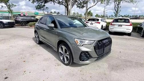2022 Audi Q3 Premium Plus 45 TFSI S line quattro Tiptronic