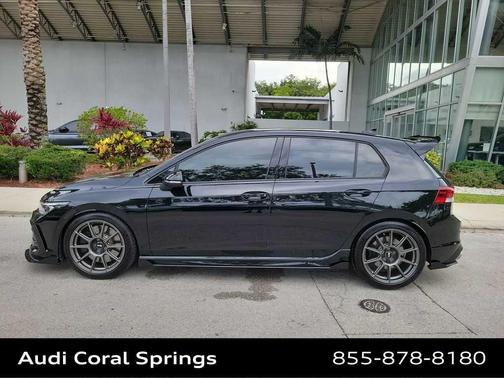 Mythos Black Metallic 2025 Volkswagen Golf R 2.0T Black Edition